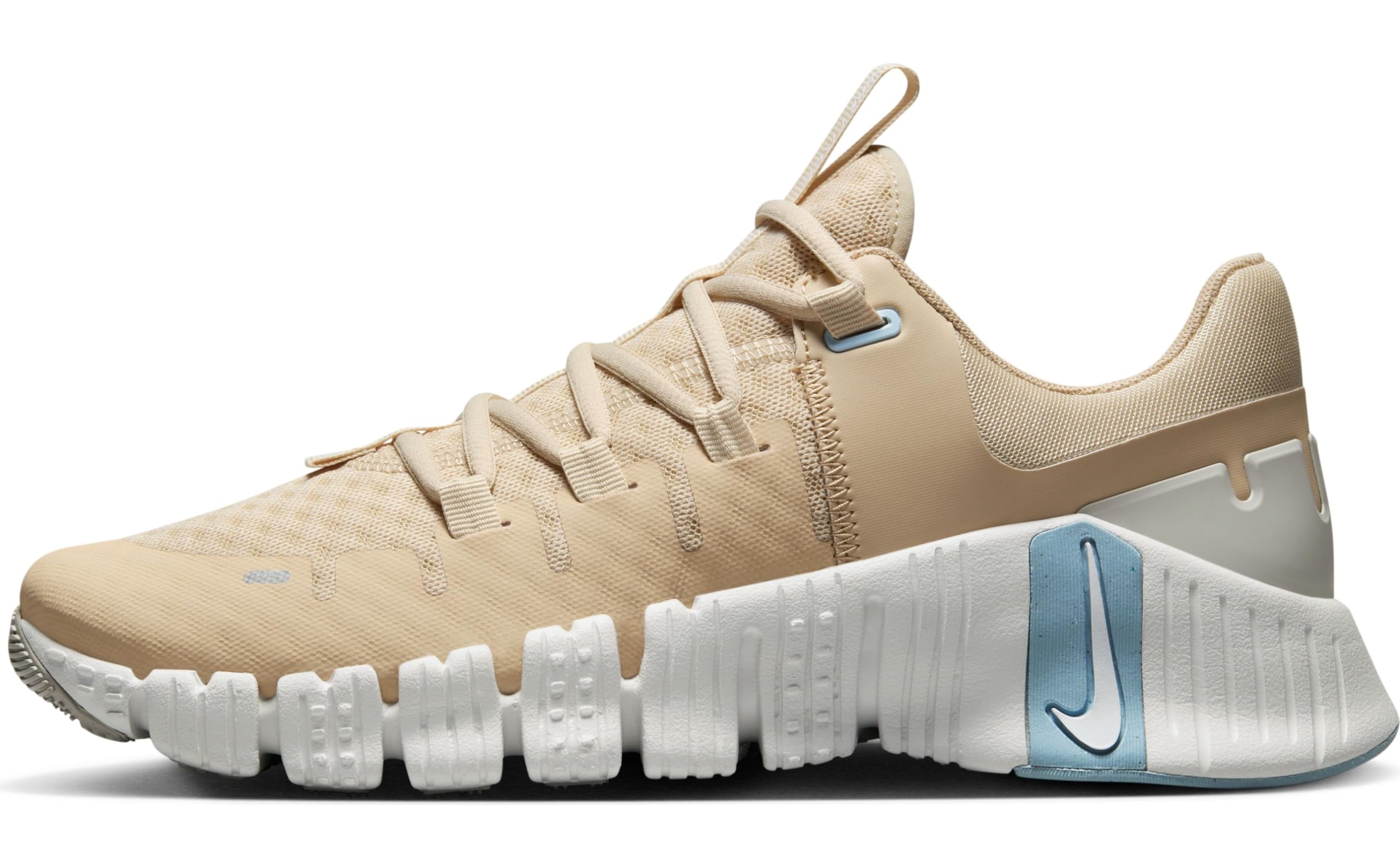 Nike Women's Free Metcon 5 Sneaker